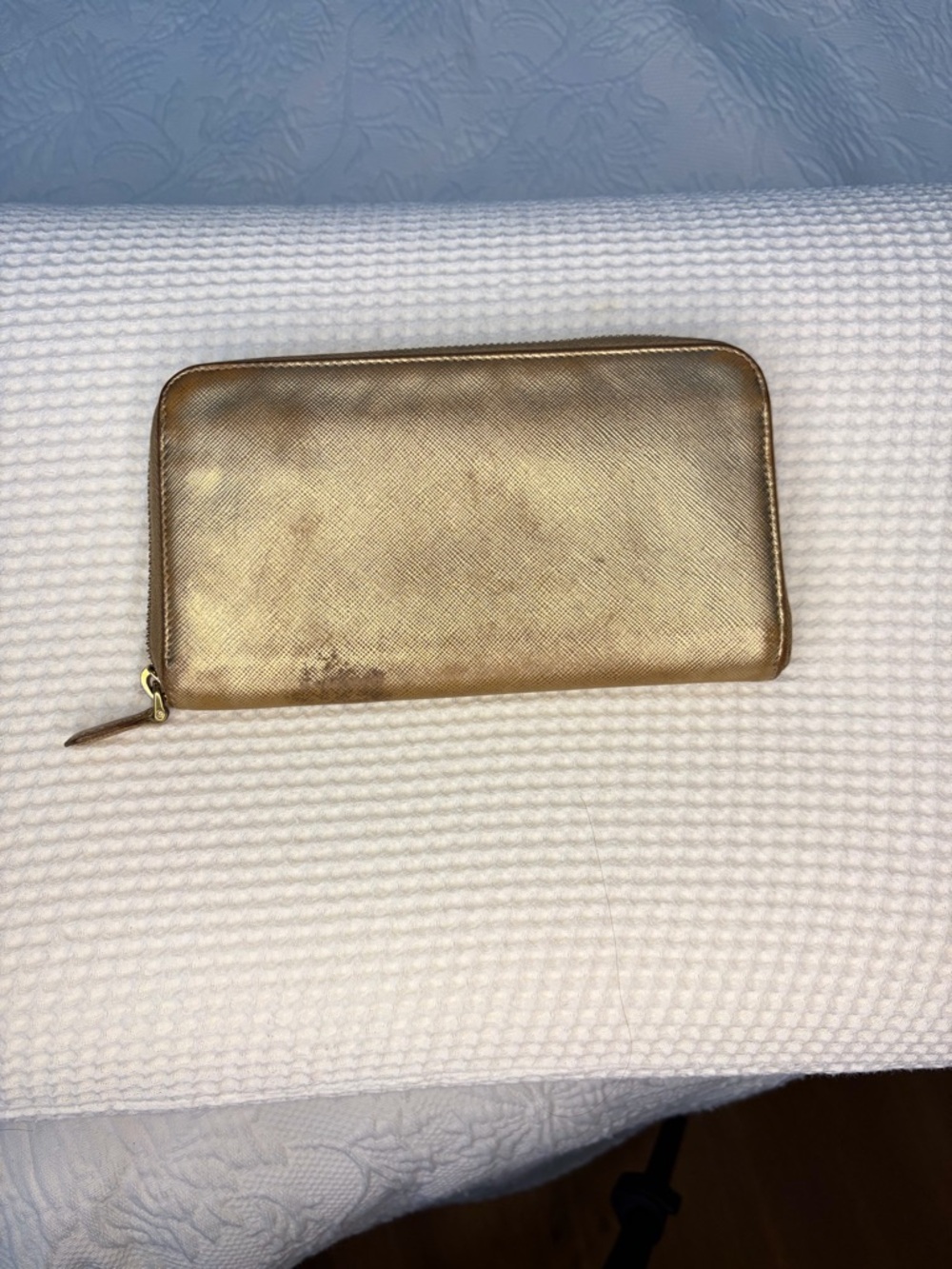 Prada Metallic Gold Saffiano Zip Wallet - Picture 2 of 12